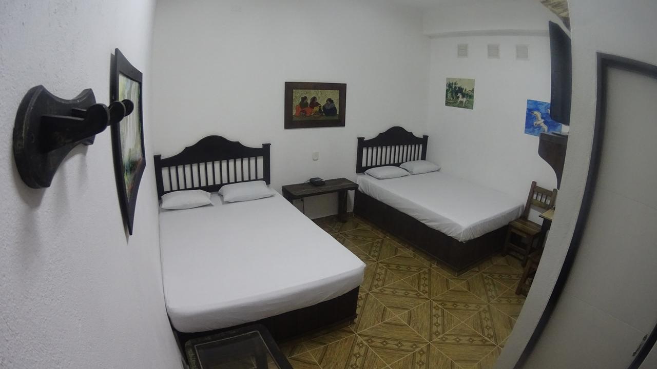 Hotel El Turista Rionegro Esterno foto