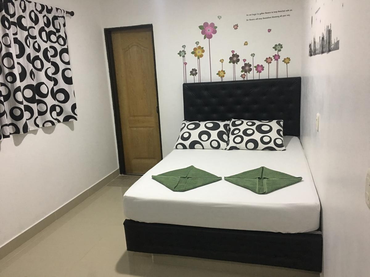 Hotel El Turista Rionegro Esterno foto