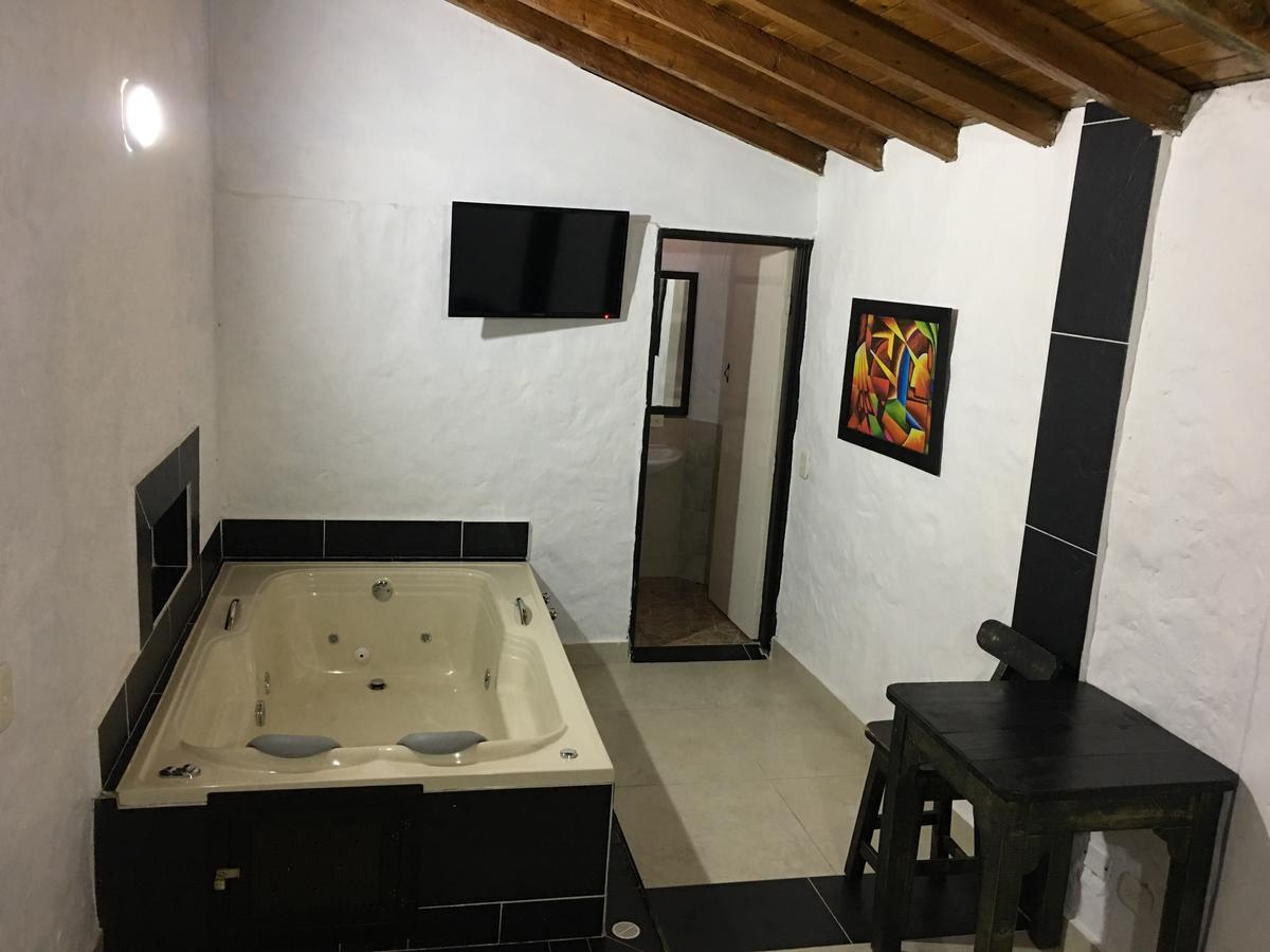 Hotel El Turista Rionegro Esterno foto