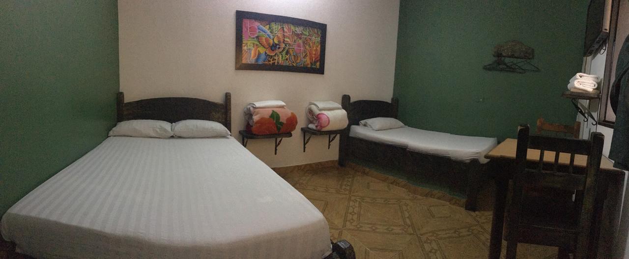 Hotel El Turista Rionegro Esterno foto